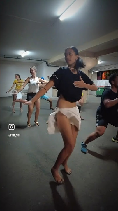 Practicing Tahitian Dance ! ✨ Mua ! O Tahiti E - TUTAVA #tahiti #oritahiti #otahitie #tahitiandance