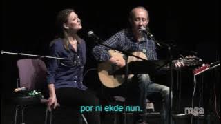 Ĵomart kaj Nataŝa - Kisu min multe (Bésame mucho) - Esperanto