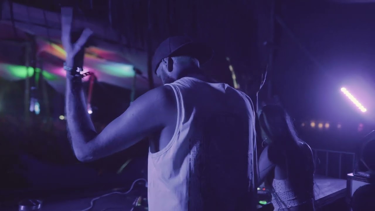 Sonic Massala 303 Stage @ Universo Paralello #17 [Full Set Movie]