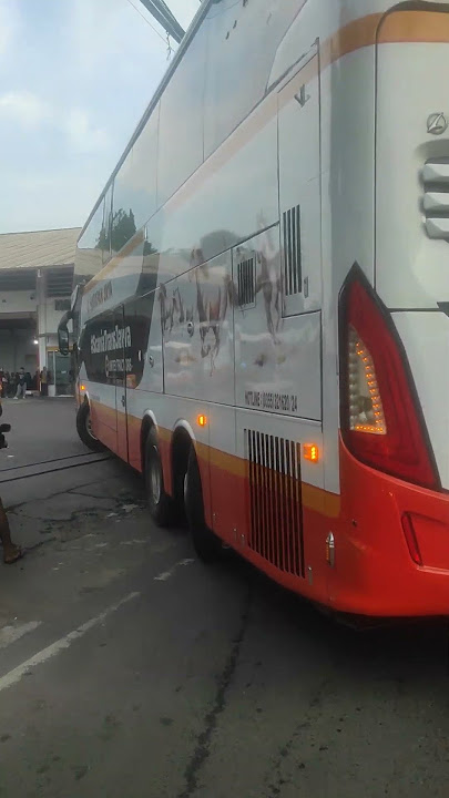 markas pool bus harapan jaya di jakarta timur