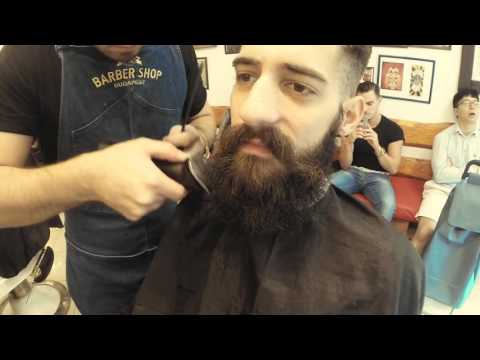 Videó: Természetes Szakállolajok Az Old Street Barber Co.-tól