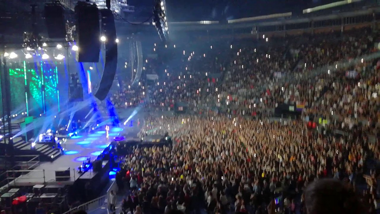 Aitana Chandelier OT 2017 CONCIERTO MADRID YouTube