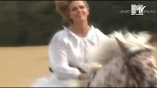 Jeane Manson - Hymne à la Vie (1987 - Official Music Video HD) screenshot 3