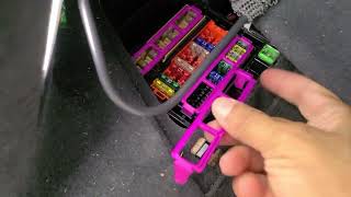 Carz: Audi Q7 3rd row seats STUCK! Won't go up or down. Troubleshoot, tried, tested & SOLVED!