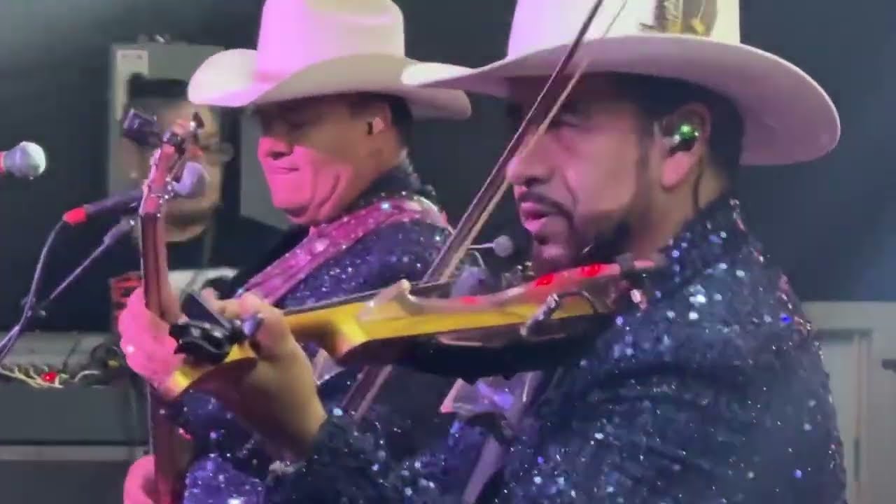 Los Liricos Jr en vivo en El Regio Disco Houston