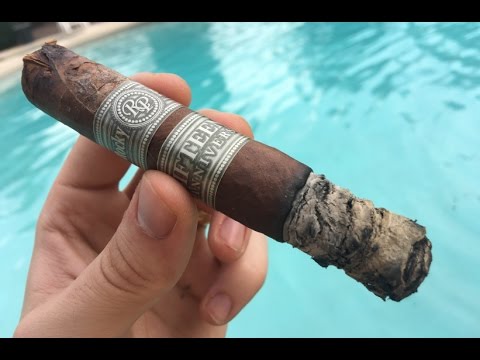 Rocky Patel 15th Anniversary Cigar Review