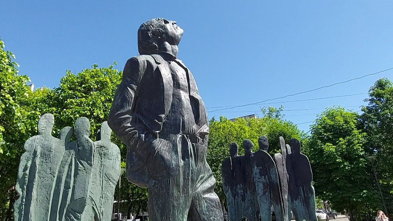Памятник бродскому москве Памятник бродскому москве