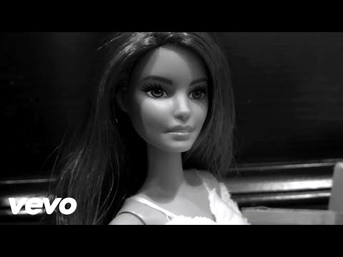 Selena Gomez Doll - Lose You To Love Me (Alternative Video)