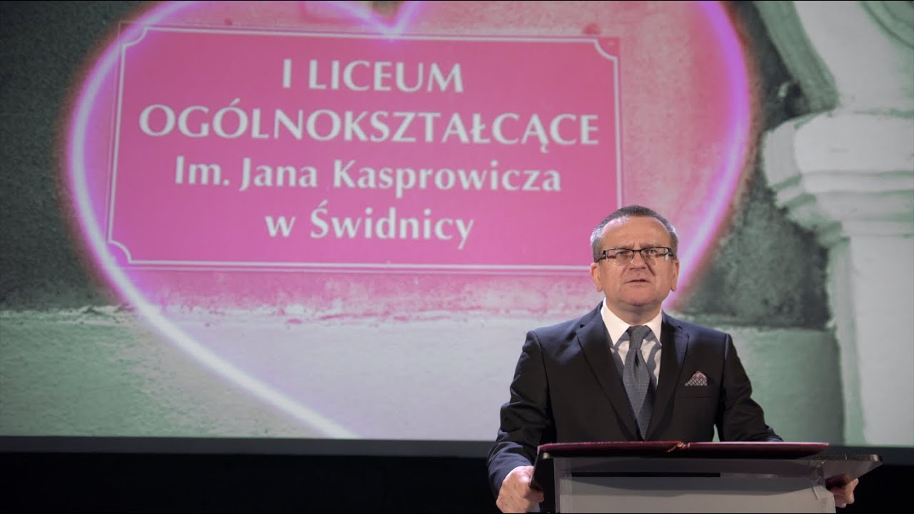 MATURZYŚCI NAPRZÓD!