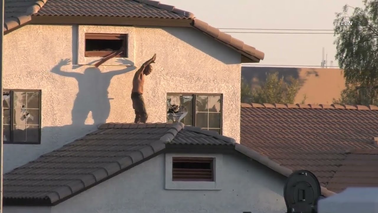 Raw footage: Phoenix PD standoff comes to an end