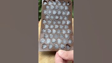 A Simple Video Showing the Process of Creating 🧊 from Water 💦 #asmr  #satisfying #diy