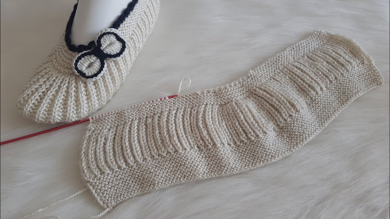 Hem Çok Kolay Hemde Çok Şık İki Şiş Patik Yapalım 😊