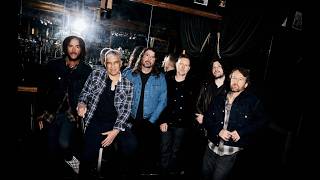 Foo Fighters New Single Caught In The Echo | Raw Loud Rock + Song Meaning Explained