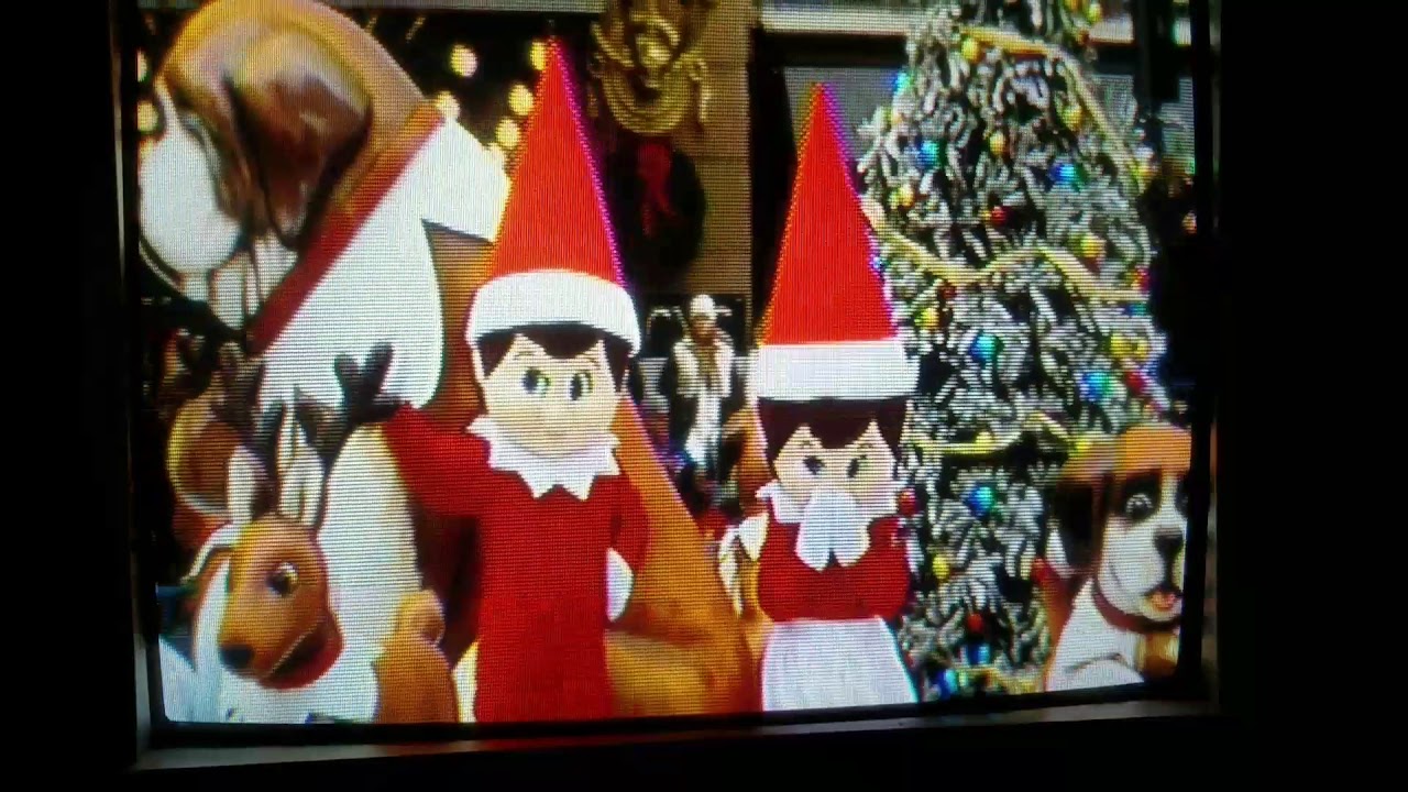 Elf on the Shelf Float and Balloon in Macy's Thanksgiving Day Parade ...