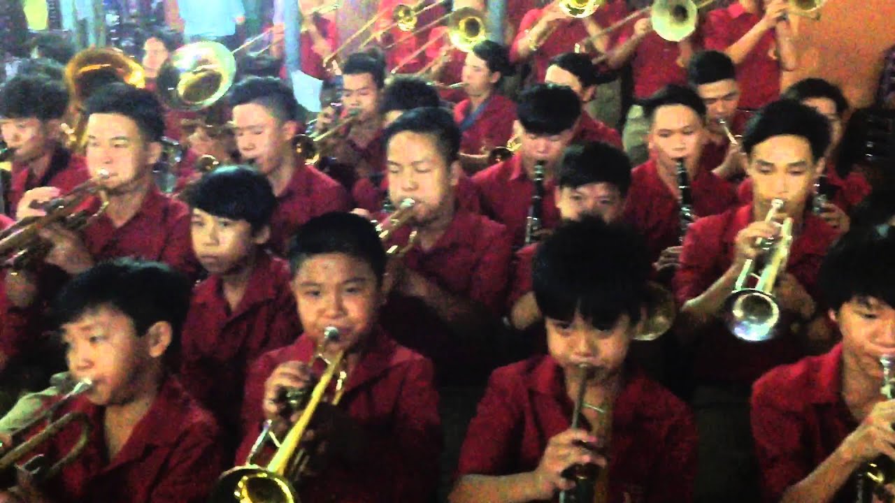 Hoi ken giao xu tien chu. Jingle bell - YouTube