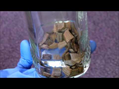 Wideo: Jak Zrobić Własną Cynamonową Whisky W Domu