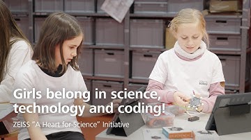 Girls learn to code with Calliope mini 💻 | A Heart for Science