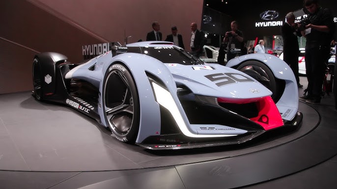 MOTOR | YouTube - Gran Turismo Vision SHOWS Frankfurt Bugatti at evo concept