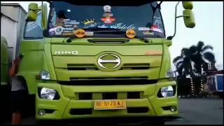 Story wa truk Hino keren mbois - Dj pong pong fullbass