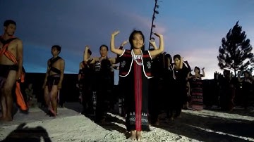 Múa cồng chiêng cơ tu 1/2