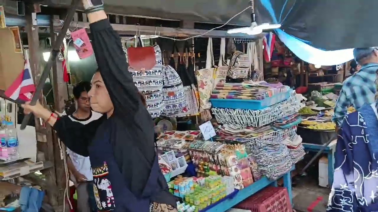 Vlog 11 : Train Market et marché flottant de Damnoen Saduak 