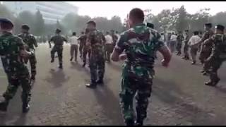 Philippine Army Dance and it's too Sexy