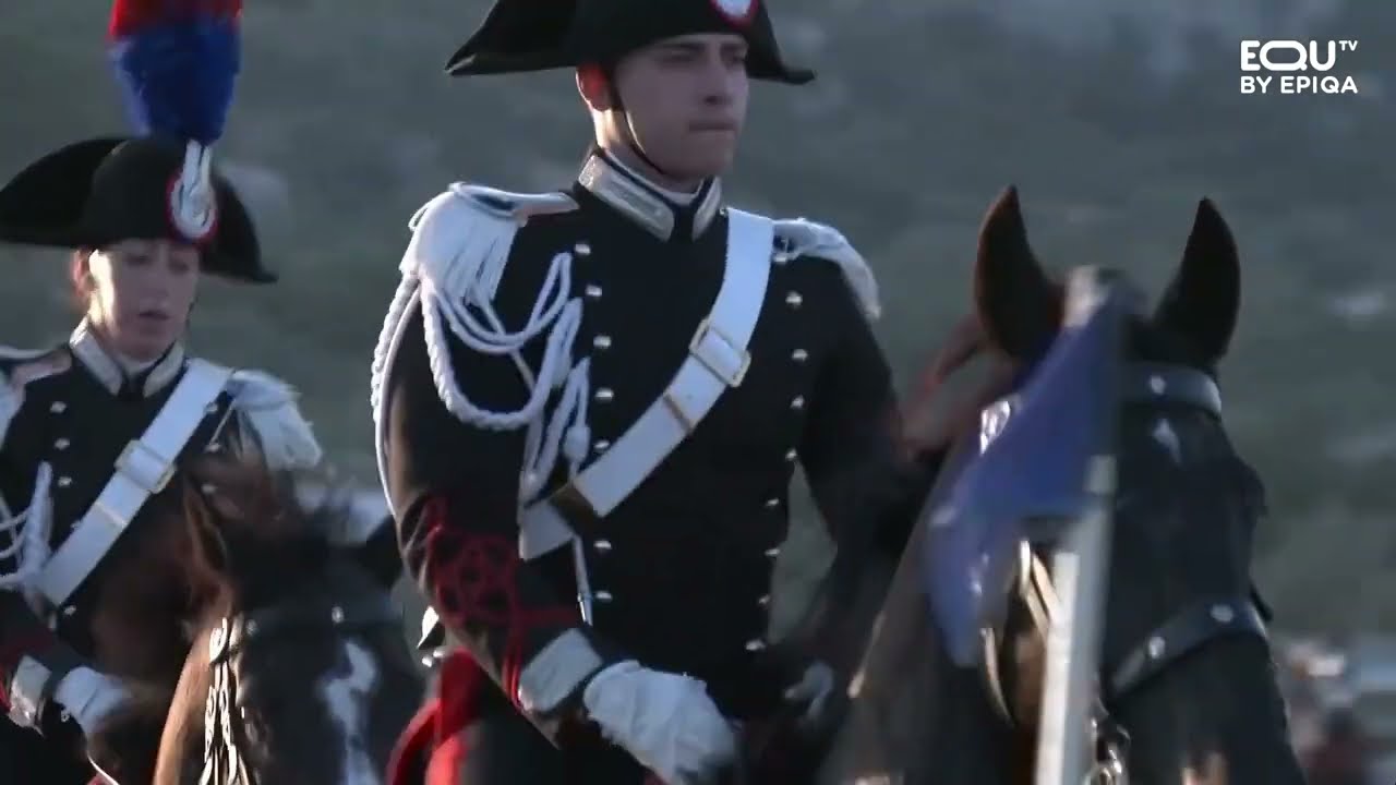 CAROSELLO DELL'ARMA DEI CARABINIERI ALL'IPPODROMO DI SIRACUSA