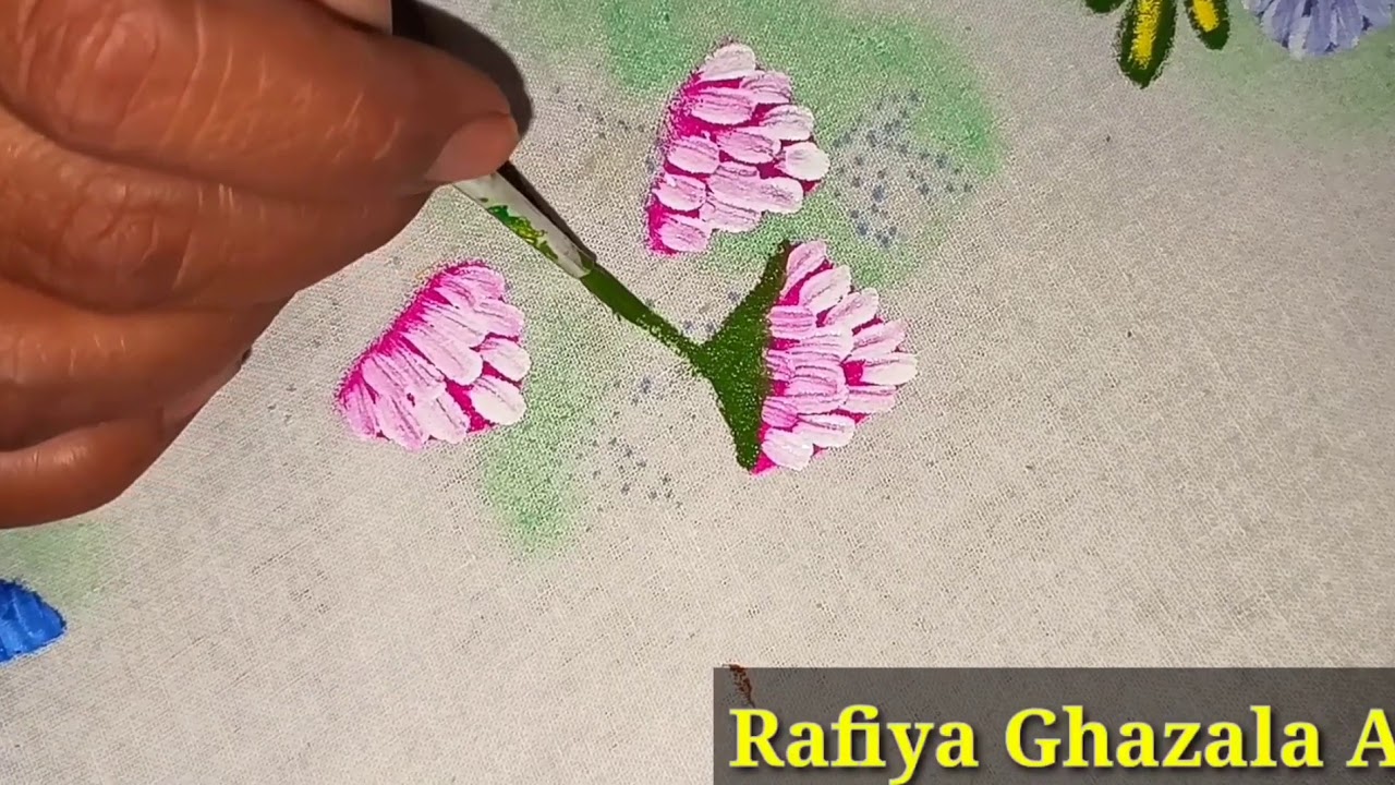 Beautiful fabric painting on bedsheet.....♥️ 