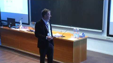 Introduction to Monte Carlo Algorithms