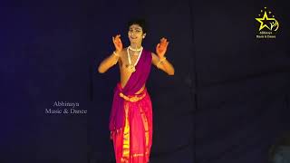 Rajesh Dances At The Sri Kashi Vishweshwara Swamy Temple Under The Management Of Abhinaya Srinivas