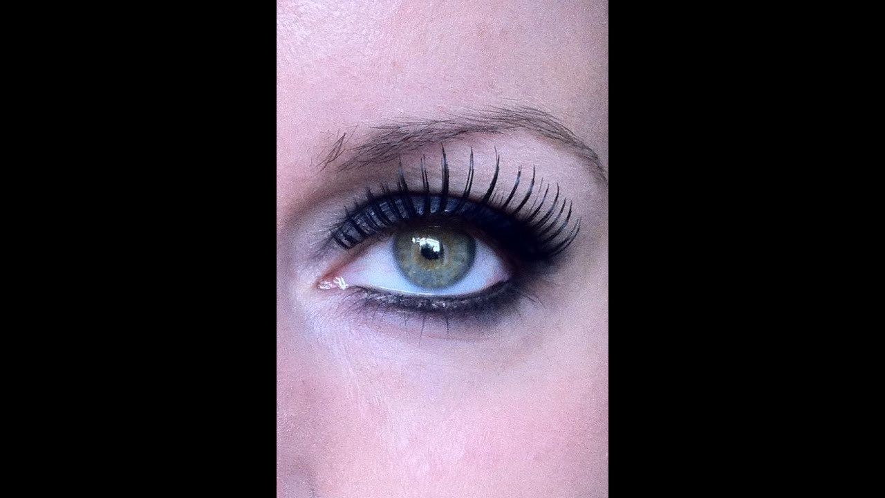 Fake Lashes - Make up - Specials - Make up Factory Academy