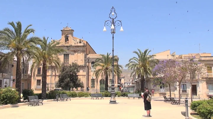 Piazza Regina Elena, Avola