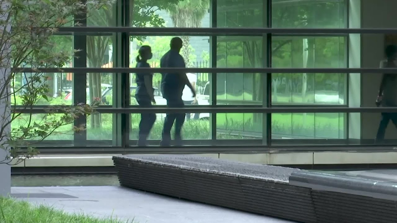 New mental health practices help frontline workers - YouTube
