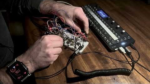 🕹️ Drone synth in the making. First tests!