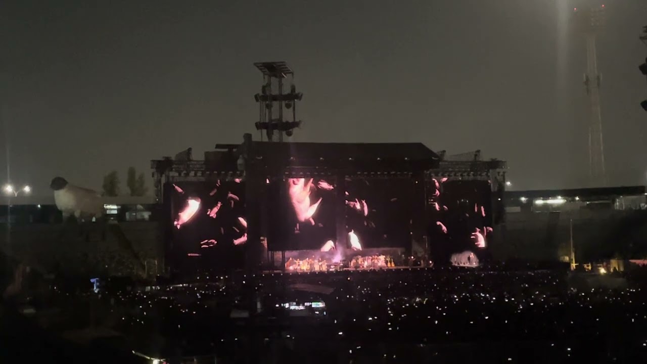 Roger Waters - Sheep - Estadio Monumental Chile 2023