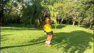 Dancing Exercise to Welcome the Queen of Australia | Powerful Cultural Performance
