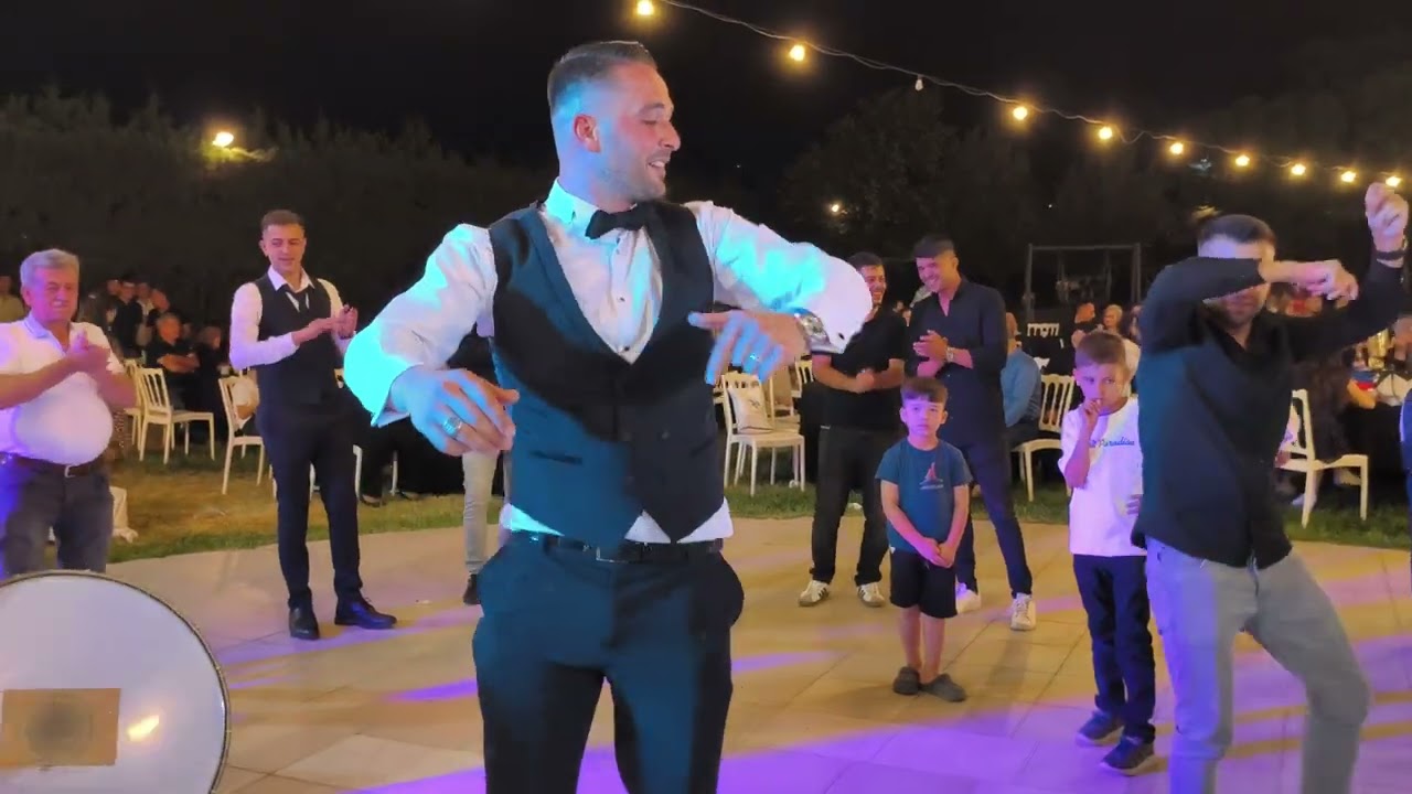 Bigadiç gümüş garden yeni davullu Çiftetelli foto Rıdvan.