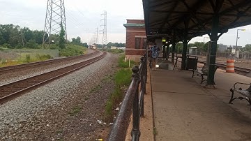 NS 20E at bound Brook nice crew