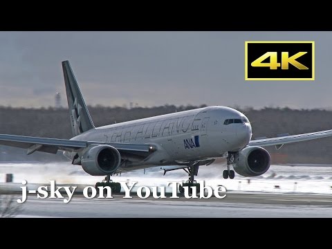 4K] Snow and jetliner! ANA Boeing 777-281 [JA712A] 