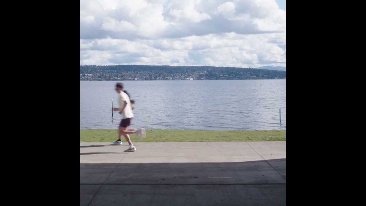 Preview of Brooks Dash 6" Shorts - Men's Video