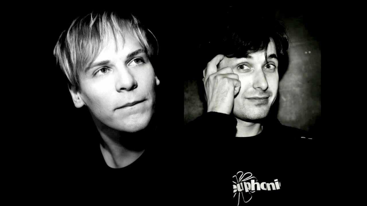 Guarda Kyau & Albert feat Marc Marberg - Robotron (Original Mix) su YouTube Guarda Kyau & Albert feat Marc Marberg - Robotron (Original Mix) su YouTube