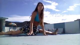 Twisting Splits - Increase Your Flexibility On Boards Of Pool