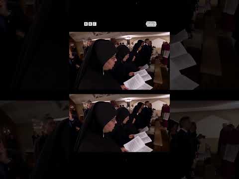 أول صورة لجثمان بابا الفاتيكان وعراقي من بين المرشحين لخلافته 