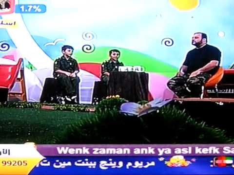 محمد في اتصال مع عمو خالد وينشد لفلسطين Avi