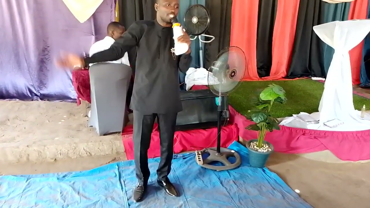 Só trecho,2corintios8:9