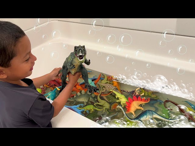 Jeremy Dinosaur Bath | Huge Dinosaur Collection class=