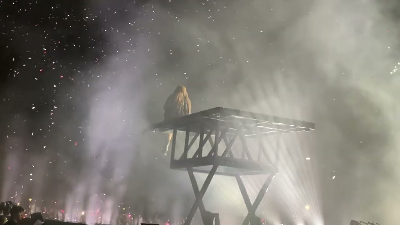 블랙핑크 BLACKPINK ROSÉ - GONE & ON THE GROUND @ Coachella 2023 fancam