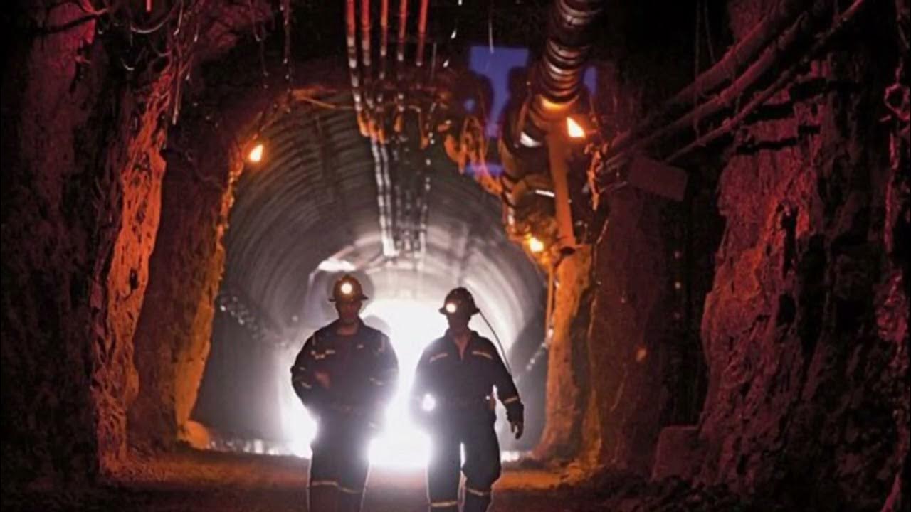 Underground mining. горная выработка. алмазный рудник. History of underground mining. золото в шахте.