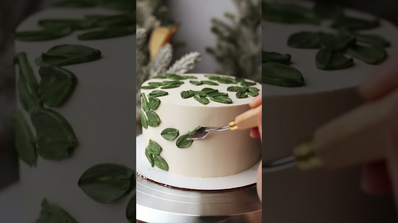 Cranberry+Greenery Palette Knife Cake  