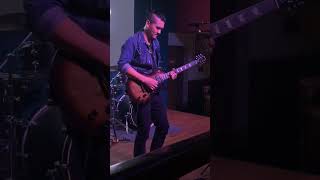 John Mayer New Light guitar solo live in Hard Rock cafe